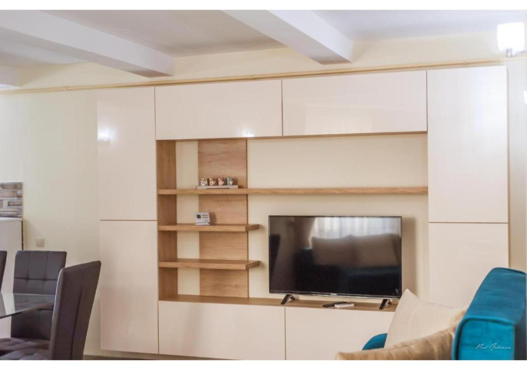 Luxury Apartment Piteşti Exteriör bild