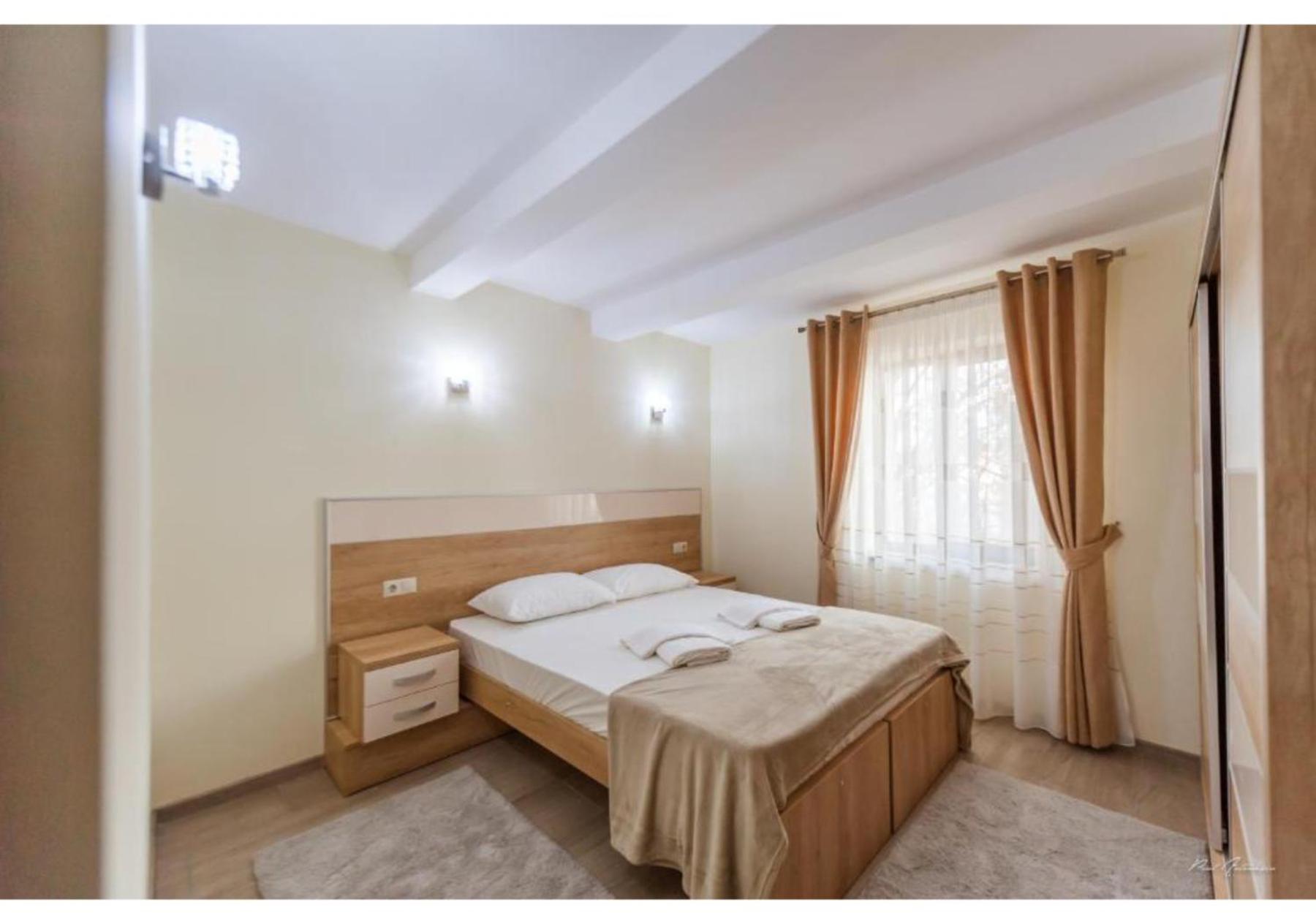 Luxury Apartment Piteşti Exteriör bild