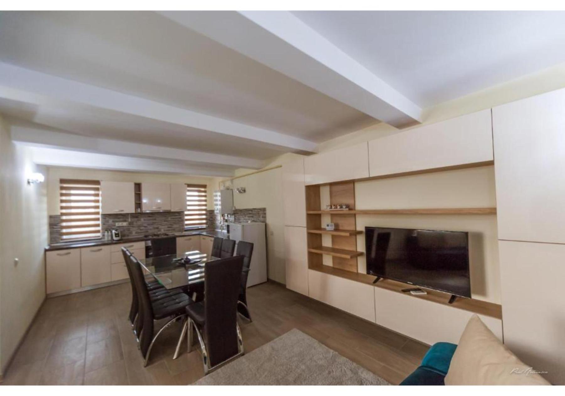 Luxury Apartment Piteşti Exteriör bild